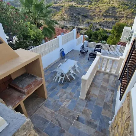 Maryvilla Zohra * קלפה