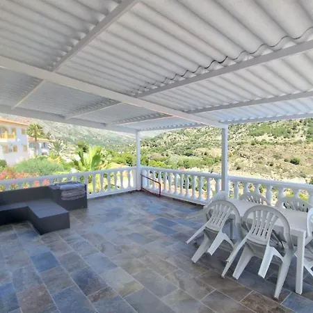 Hébergement de vacances Maryvilla Zohra *