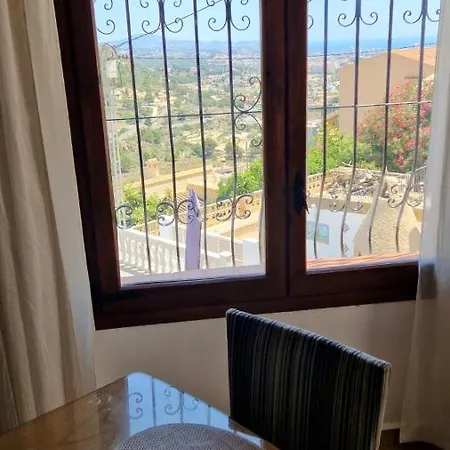Maryvilla Zohra Hébergement de vacances *