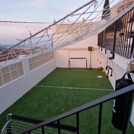 Maryvilla Zohra Calp