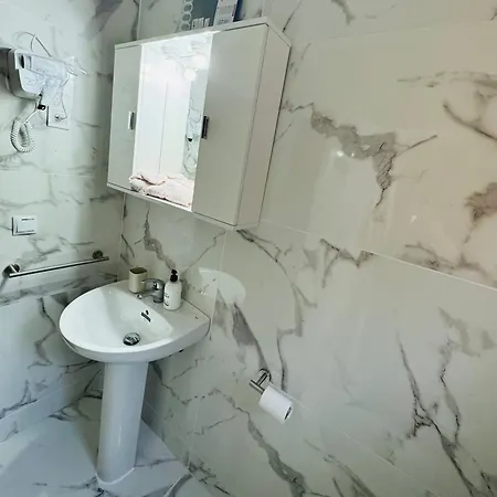 Hébergement de vacances Maryvilla Zohra *