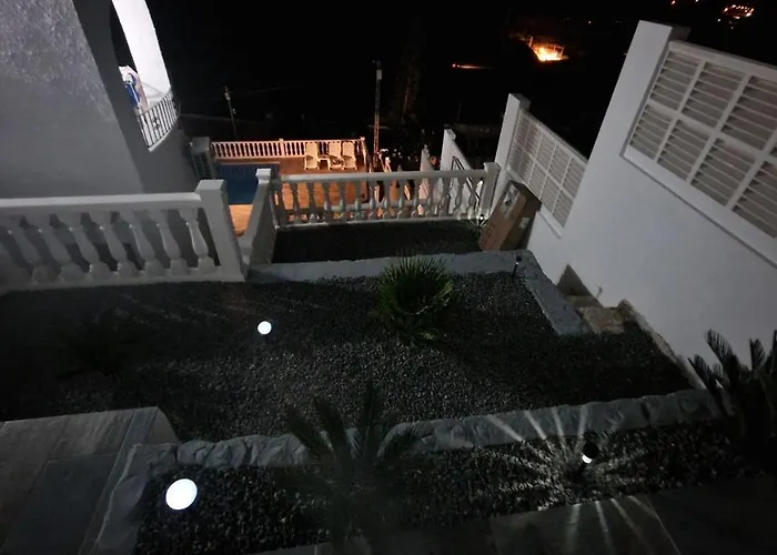 Maryvilla Zohra Calpe