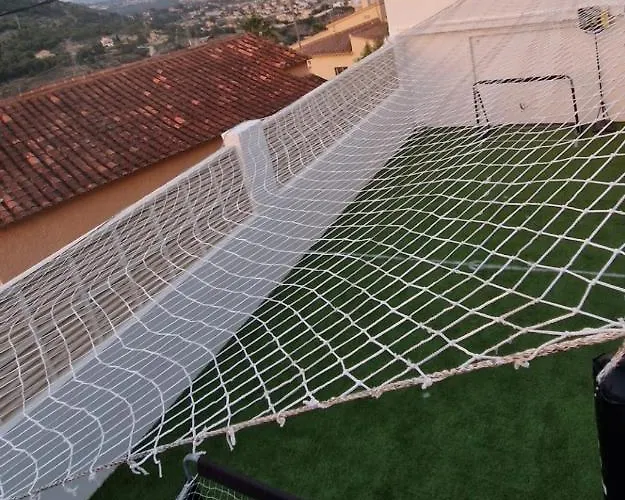 Maryvilla Zohra Calpe