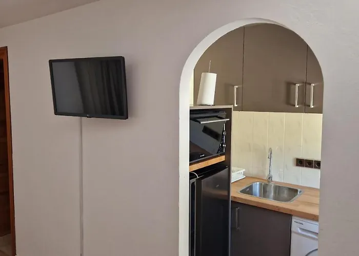 Maryvilla Zohra Holiday home