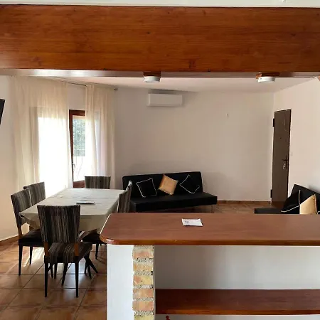 Nyaraló Maryvilla Zohra Calpe